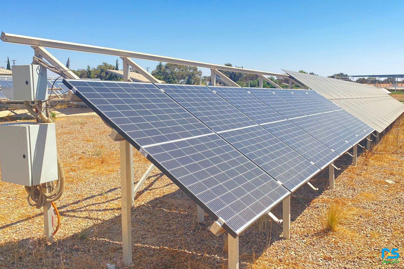 حل چالش گردوغبار: بهینه‌سازی عملکرد پنل‌های خورشیدی در ایران