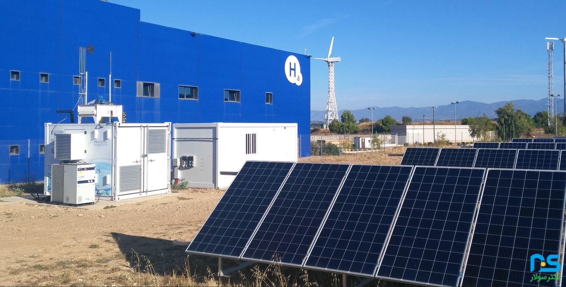 نقش فناوری‌های ذخیره‌سازی انرژی در بهبود کارایی نیروگاه‌های خورشیدی